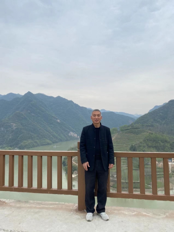 雪芳的第一张照片--襄阳上门女婿服务网