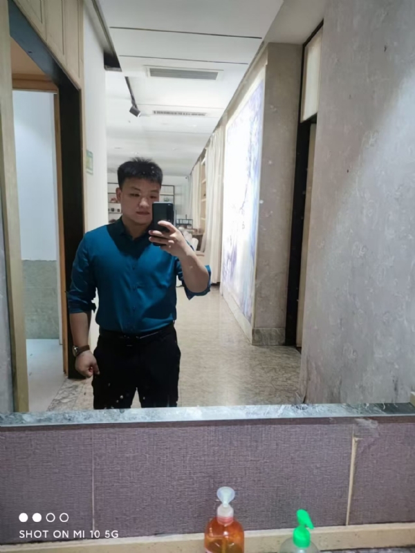 JCY的第二张照片--襄阳上门女婿服务网